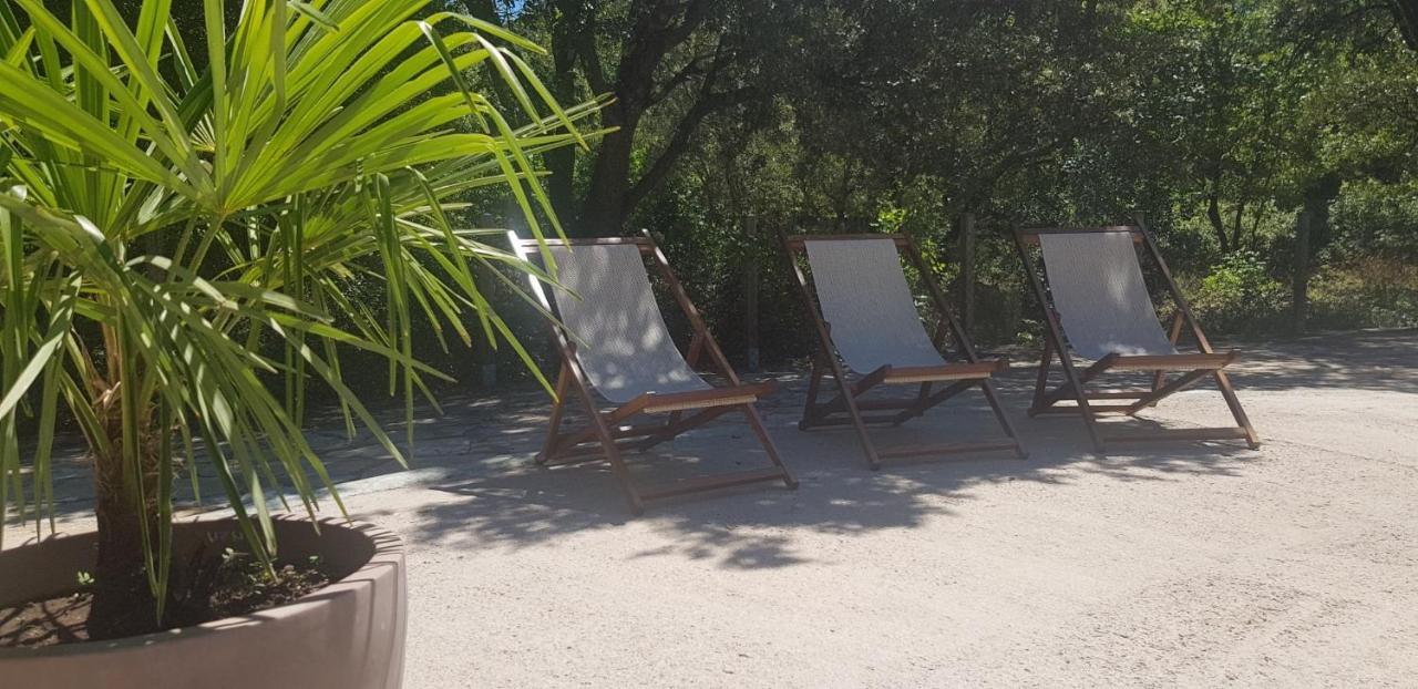 Mas De Coulet Bed and Breakfast Brissac Buitenkant foto
