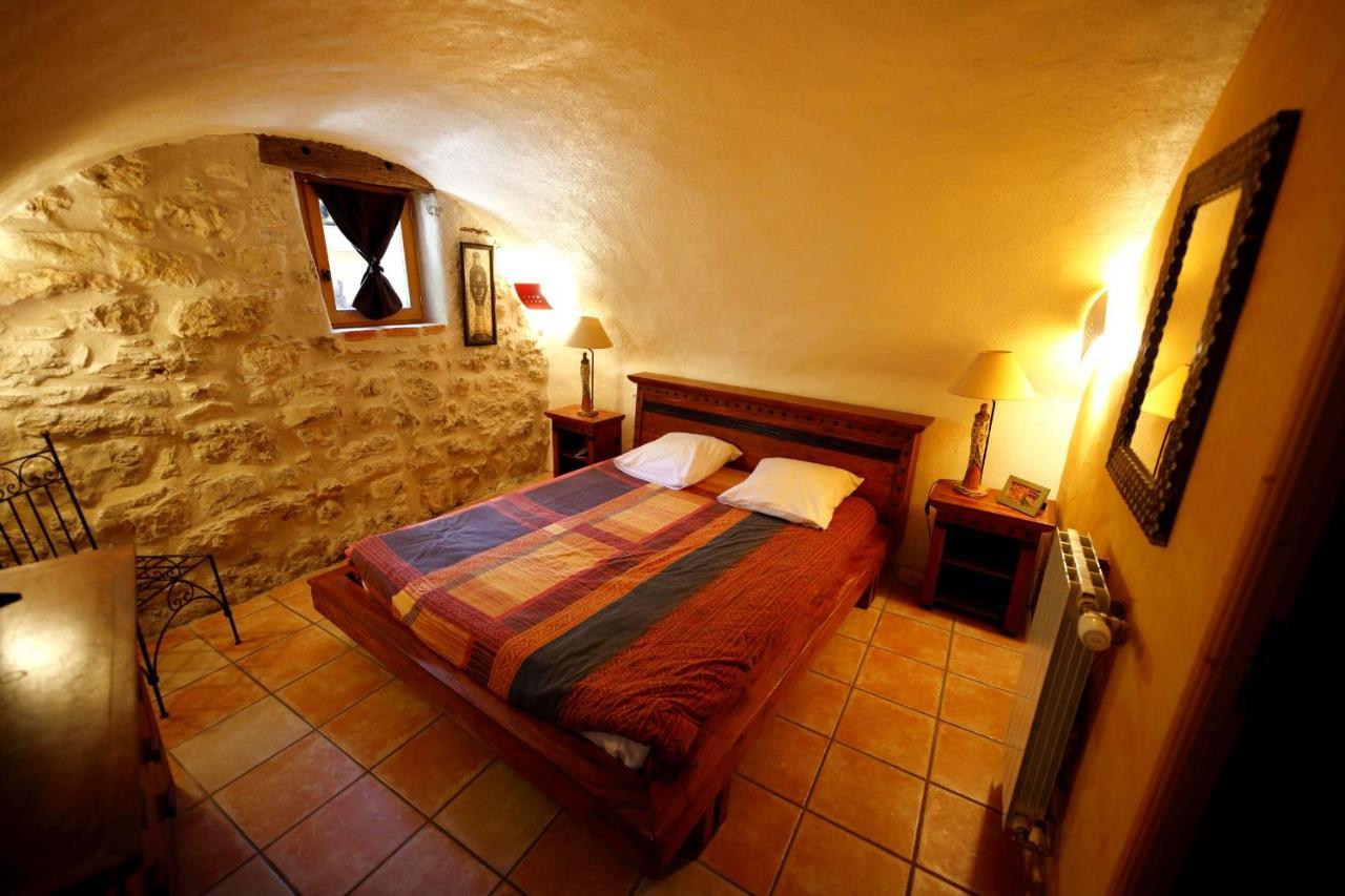 Mas De Coulet Bed and Breakfast Brissac Buitenkant foto