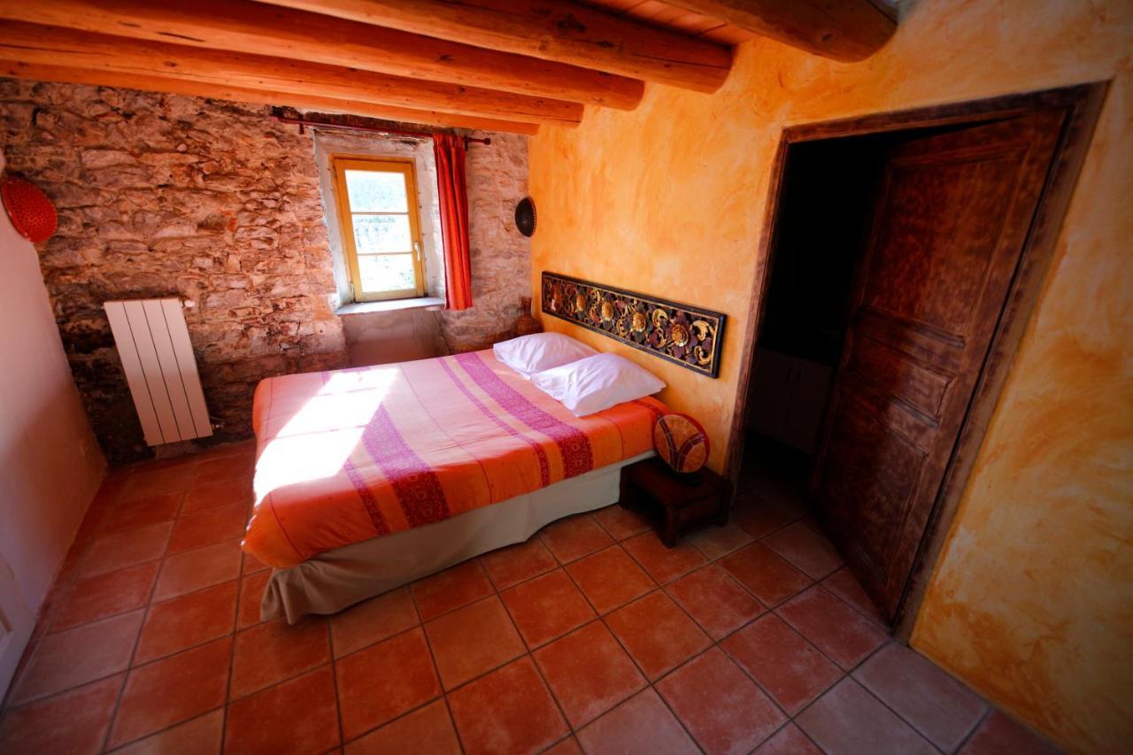 Mas De Coulet Bed and Breakfast Brissac Buitenkant foto