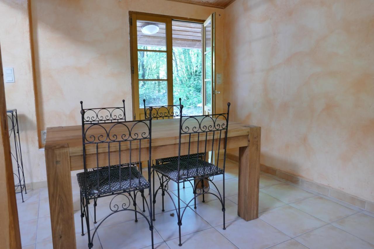 Mas De Coulet Bed and Breakfast Brissac Buitenkant foto