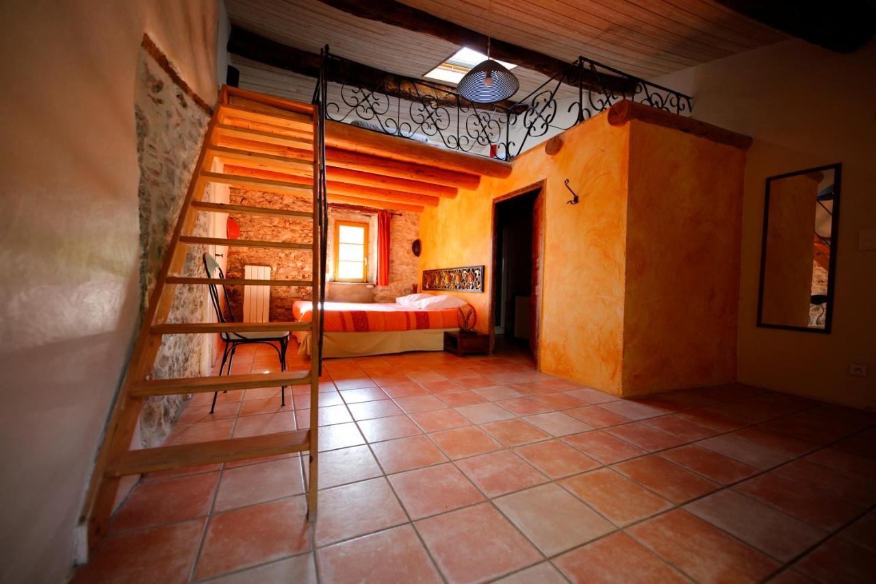 Mas De Coulet Bed and Breakfast Brissac Buitenkant foto