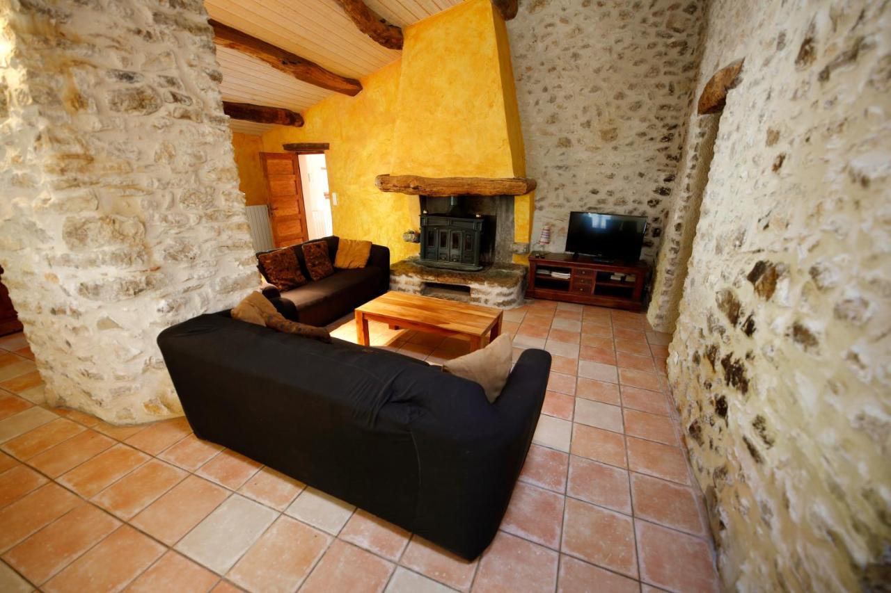Mas De Coulet Bed and Breakfast Brissac Buitenkant foto